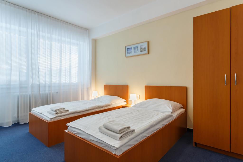 Hotel Veronika Ostrava Ngoại thất bức ảnh