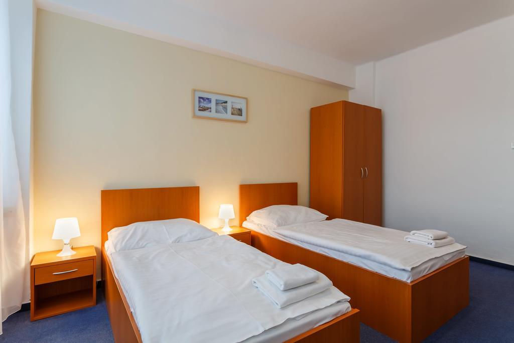 Hotel Veronika Ostrava Ngoại thất bức ảnh